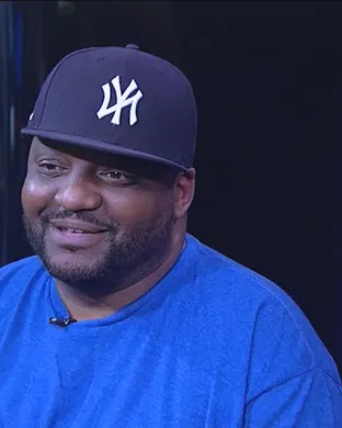Aries Spears Syracuse