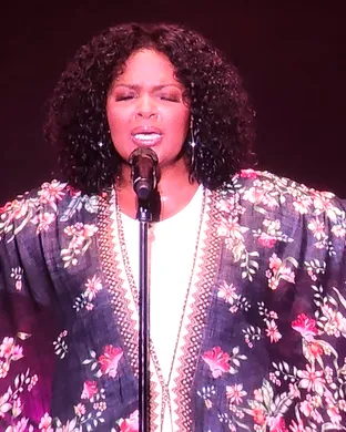 Cece Winans Syracuse