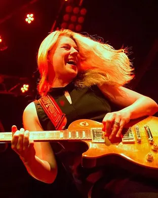 Joanne Shaw Taylor Homer
