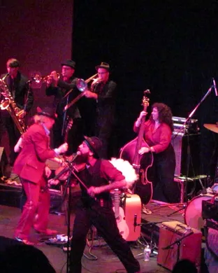 Squirrel Nut Zippers Geneva